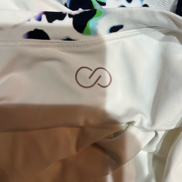 CALIA by Carrie Underwood Long Ruched Striped Sleeve Swim Top medium - Picture 2 of 3